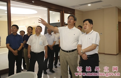 山东省农担公司党委书记、董事长魏华祥一行来邹城市调研指导农业信贷担保工作
